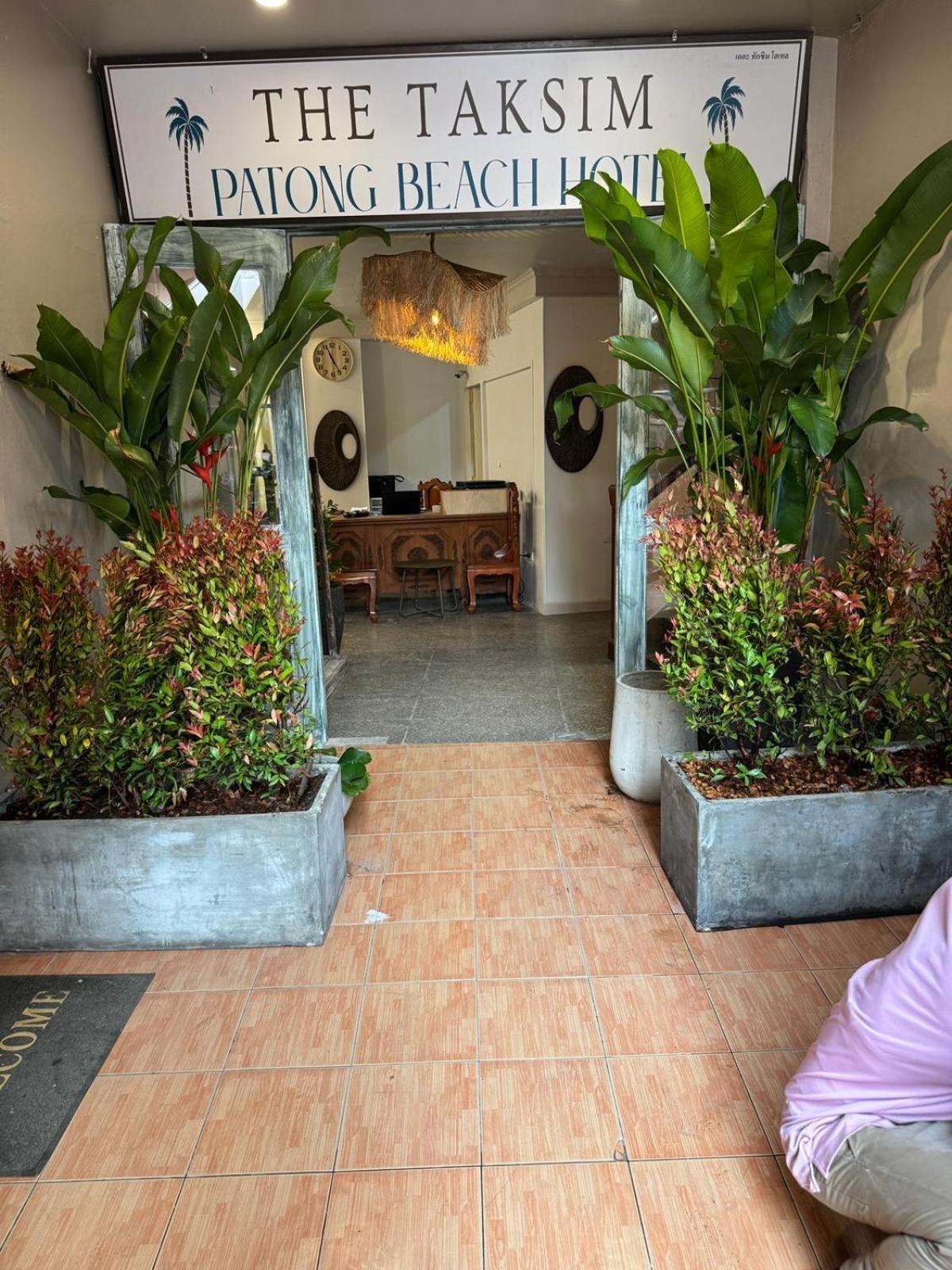 The Taksim Patong Beach Hotel Esterno foto