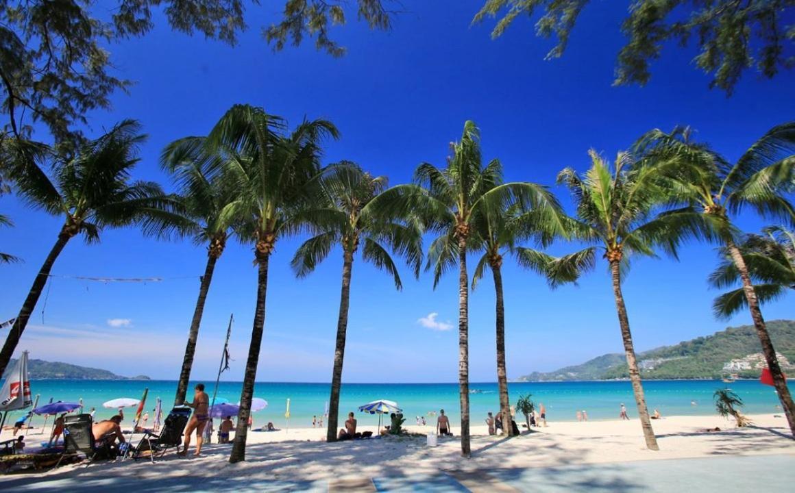 The Taksim Patong Beach Hotel Esterno foto
